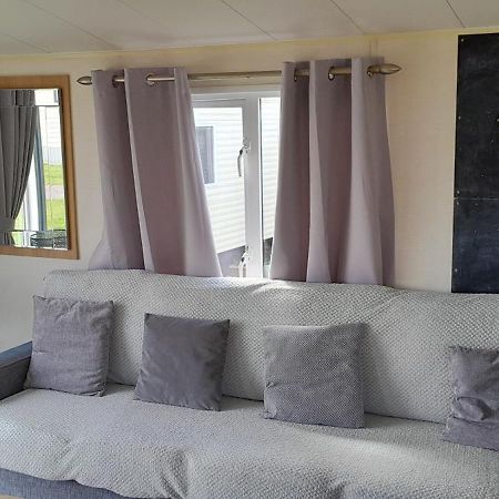 Arual Caravan Manor House Park. Allonby, Cumbria แมรีพอร์ต ภายนอก รูปภาพ